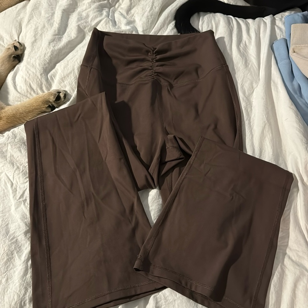 Arie flare leggings